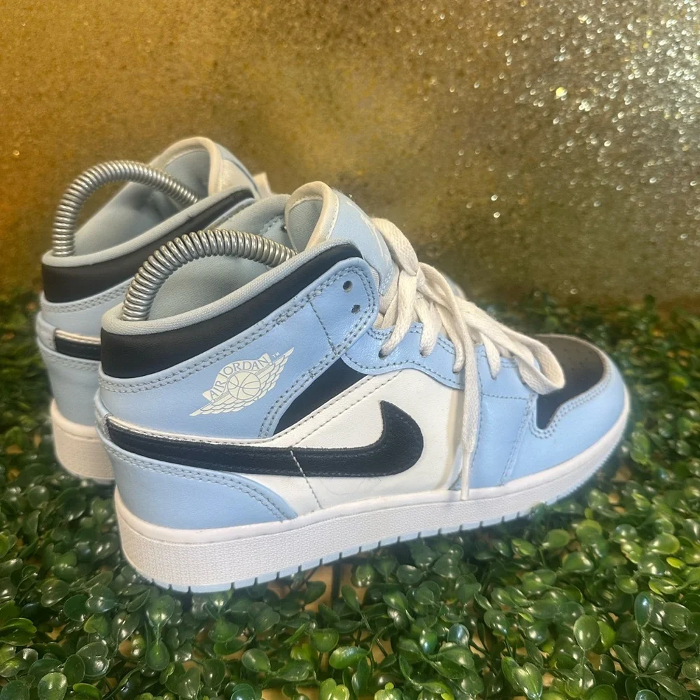 Nike Air Jordan 1 Mid Retro PS “Ice Blue/UNC